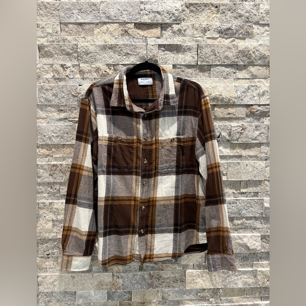 Old Navy Brown and White Plaid Button Down Men's Shirt Size XL 100% Cotton